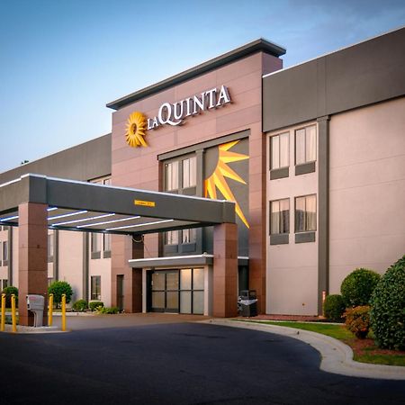 La Quinta Inn & Suites By Wyndham Fayetteville I-95 Kültér fotó