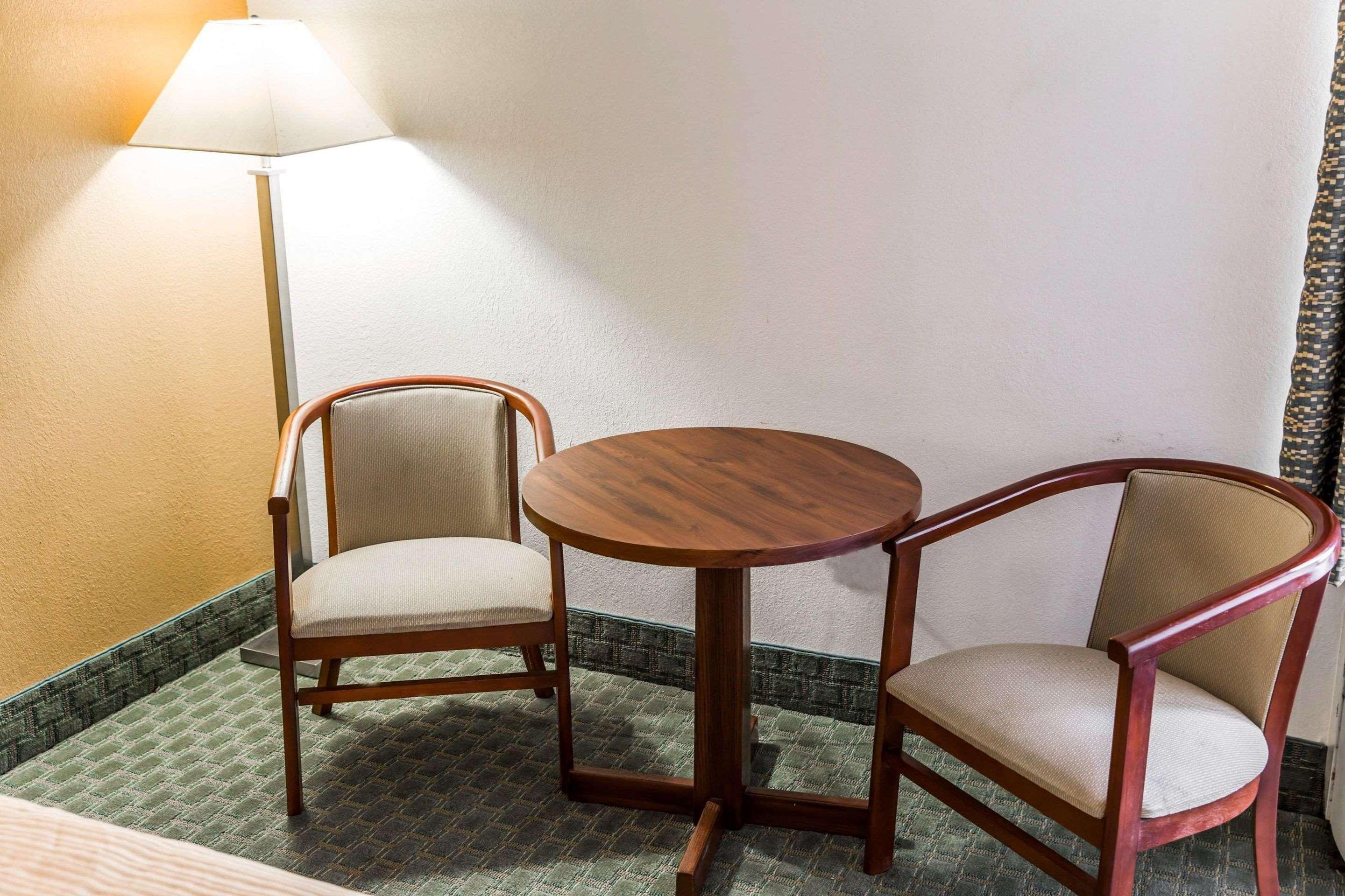 La Quinta Inn & Suites By Wyndham Fayetteville I-95 Kültér fotó