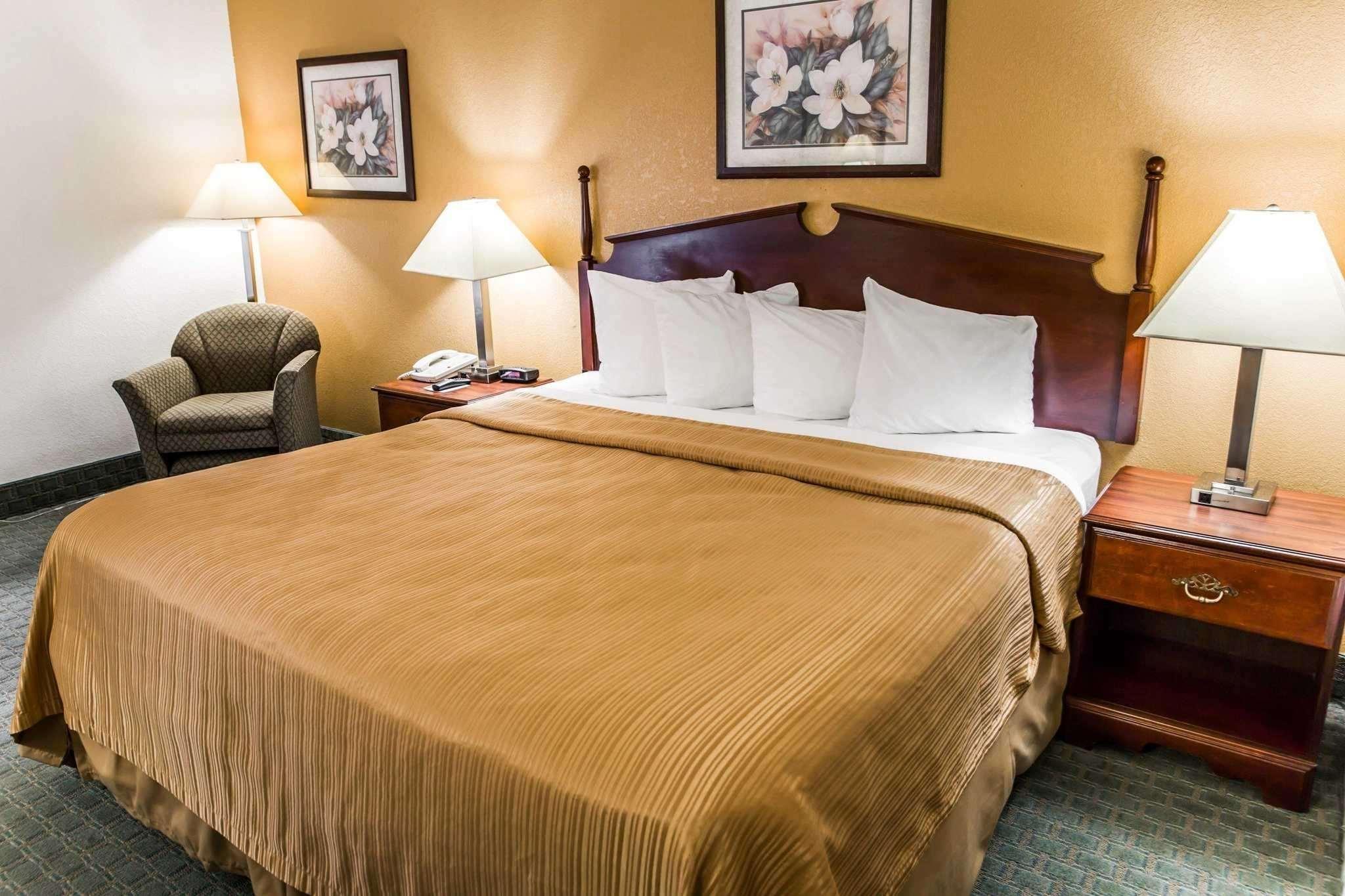 La Quinta Inn & Suites By Wyndham Fayetteville I-95 Kültér fotó