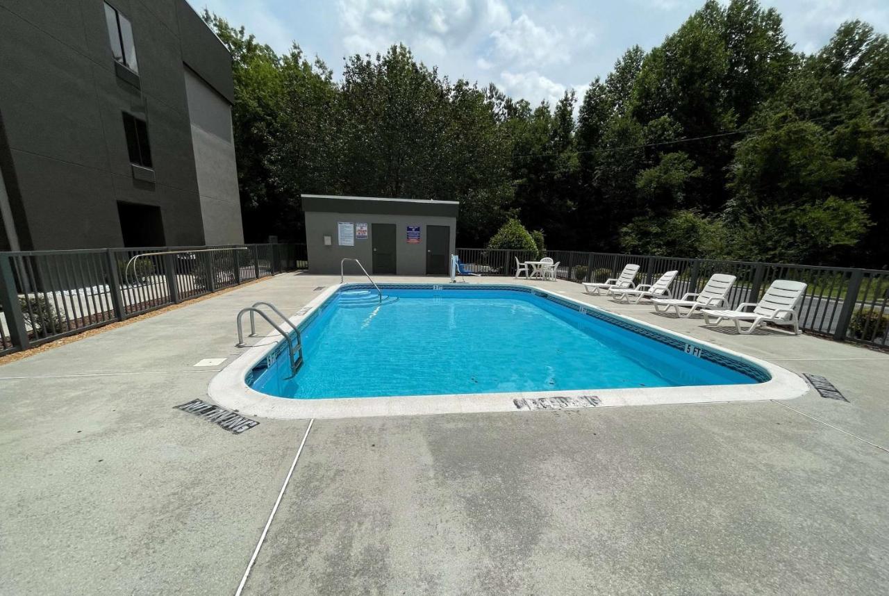 La Quinta Inn & Suites By Wyndham Fayetteville I-95 Kültér fotó