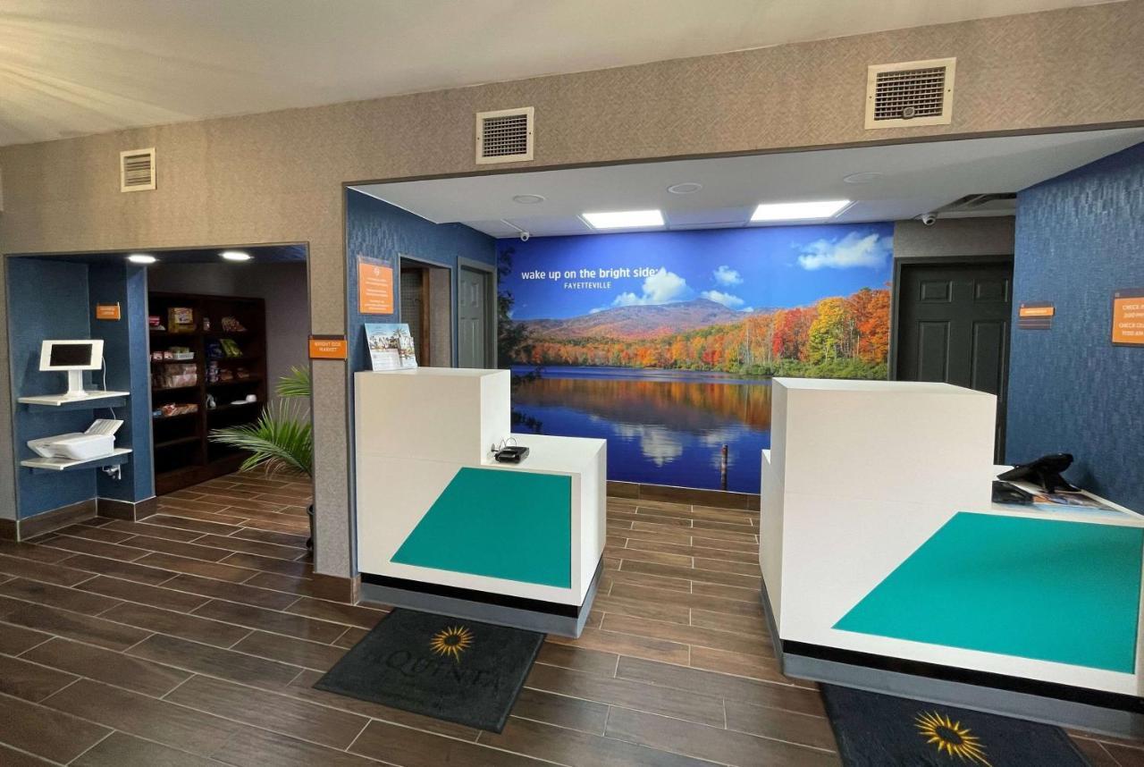 La Quinta Inn & Suites By Wyndham Fayetteville I-95 Kültér fotó
