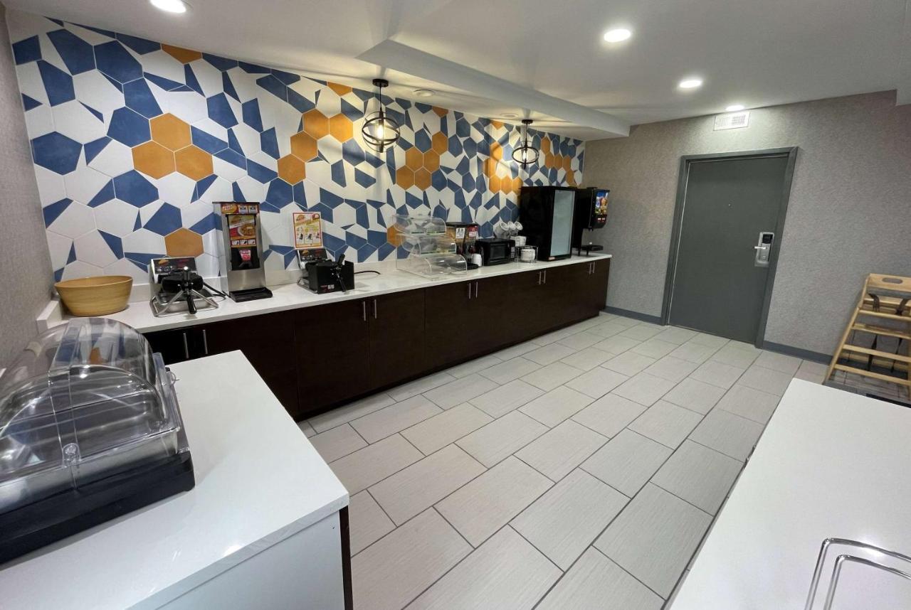 La Quinta Inn & Suites By Wyndham Fayetteville I-95 Kültér fotó