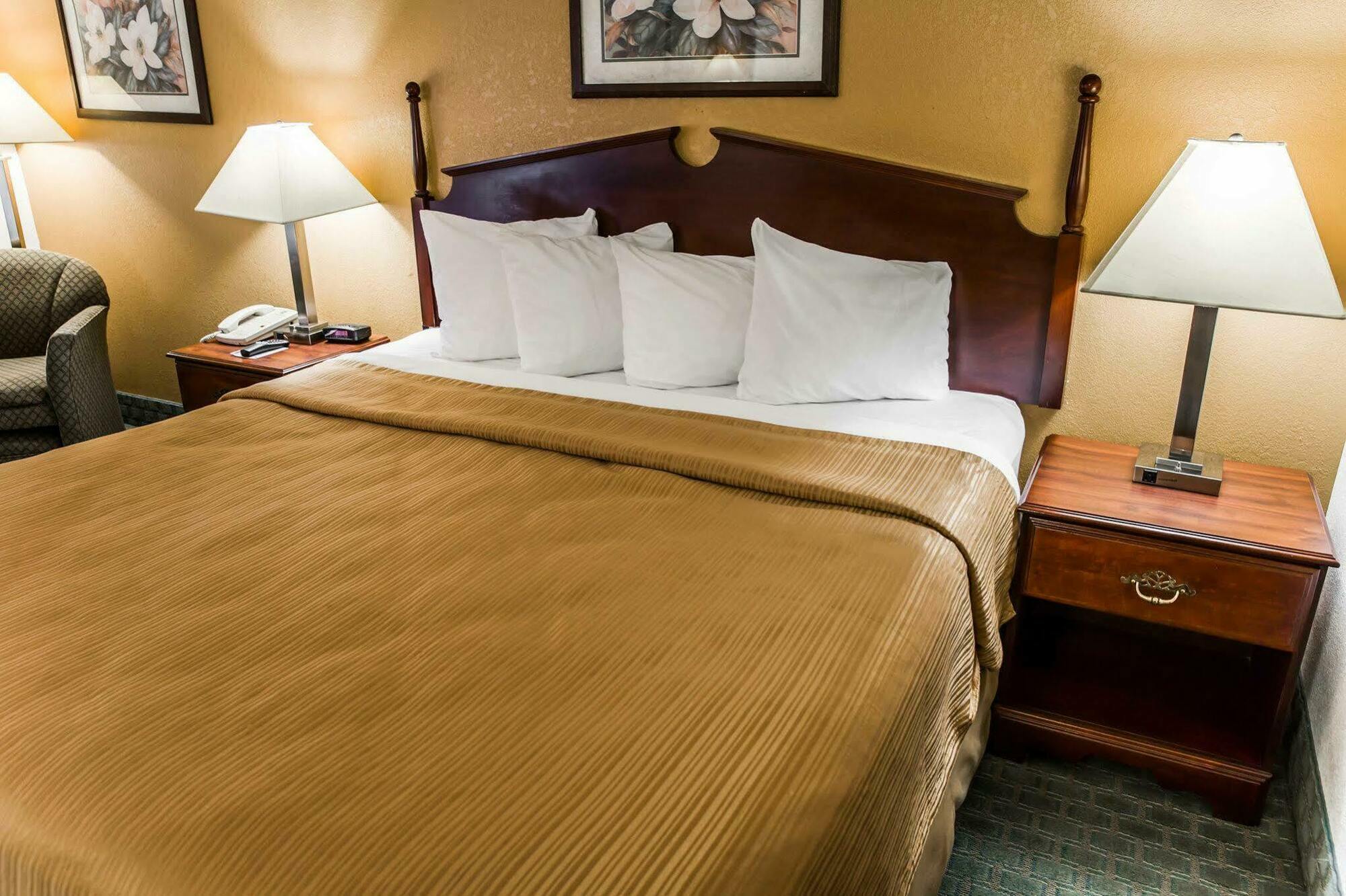 La Quinta Inn & Suites By Wyndham Fayetteville I-95 Kültér fotó