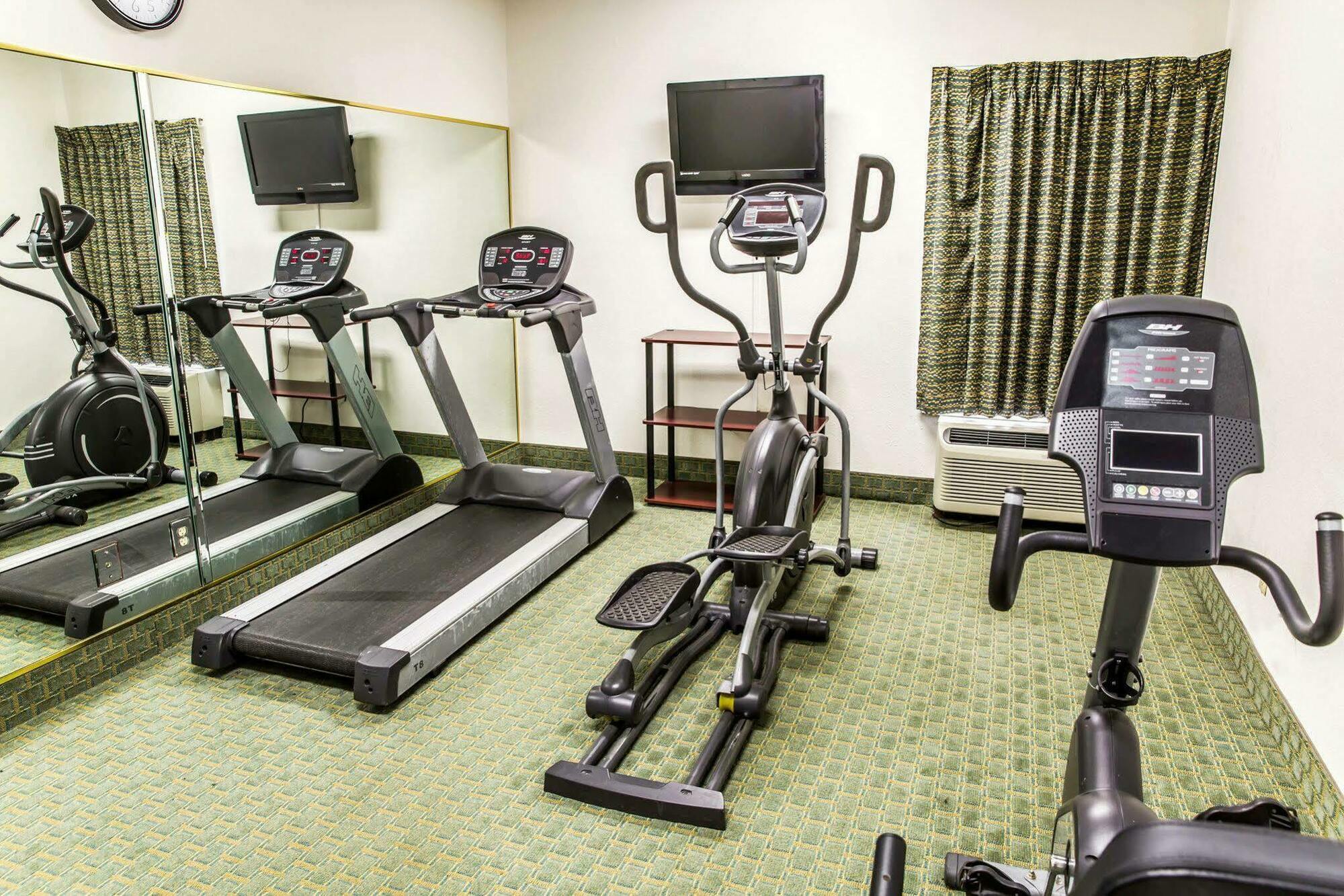 La Quinta Inn & Suites By Wyndham Fayetteville I-95 Kültér fotó